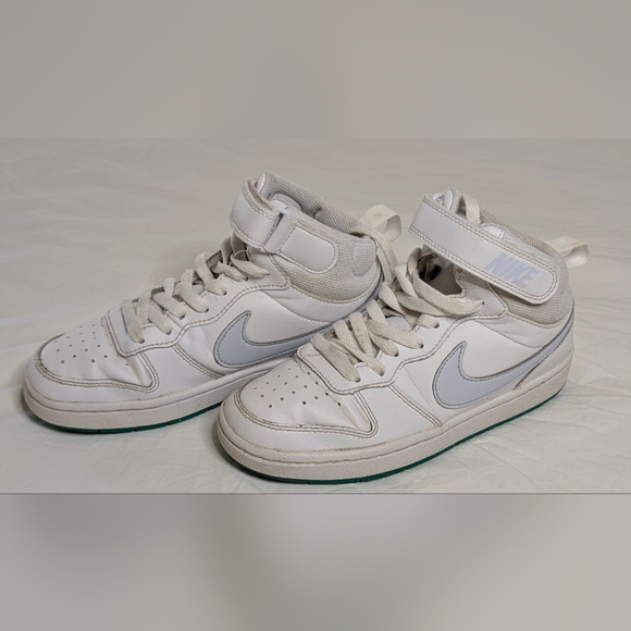 Nike- Court Borough Mid 2 Sneaker White & Blue, Kids' 4Y - Picture 3 of 11